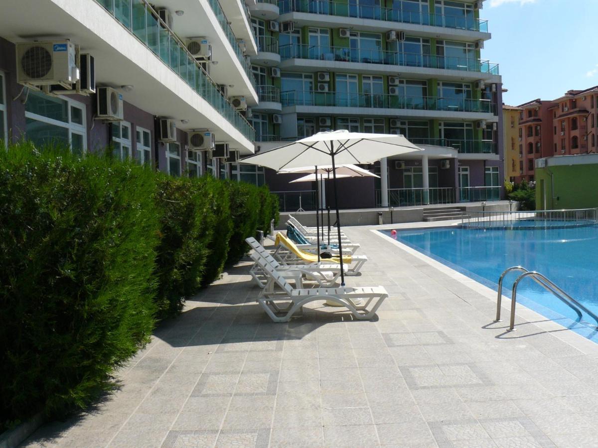 Family Apartments In Solmarin Slantschew brjag Exterior foto